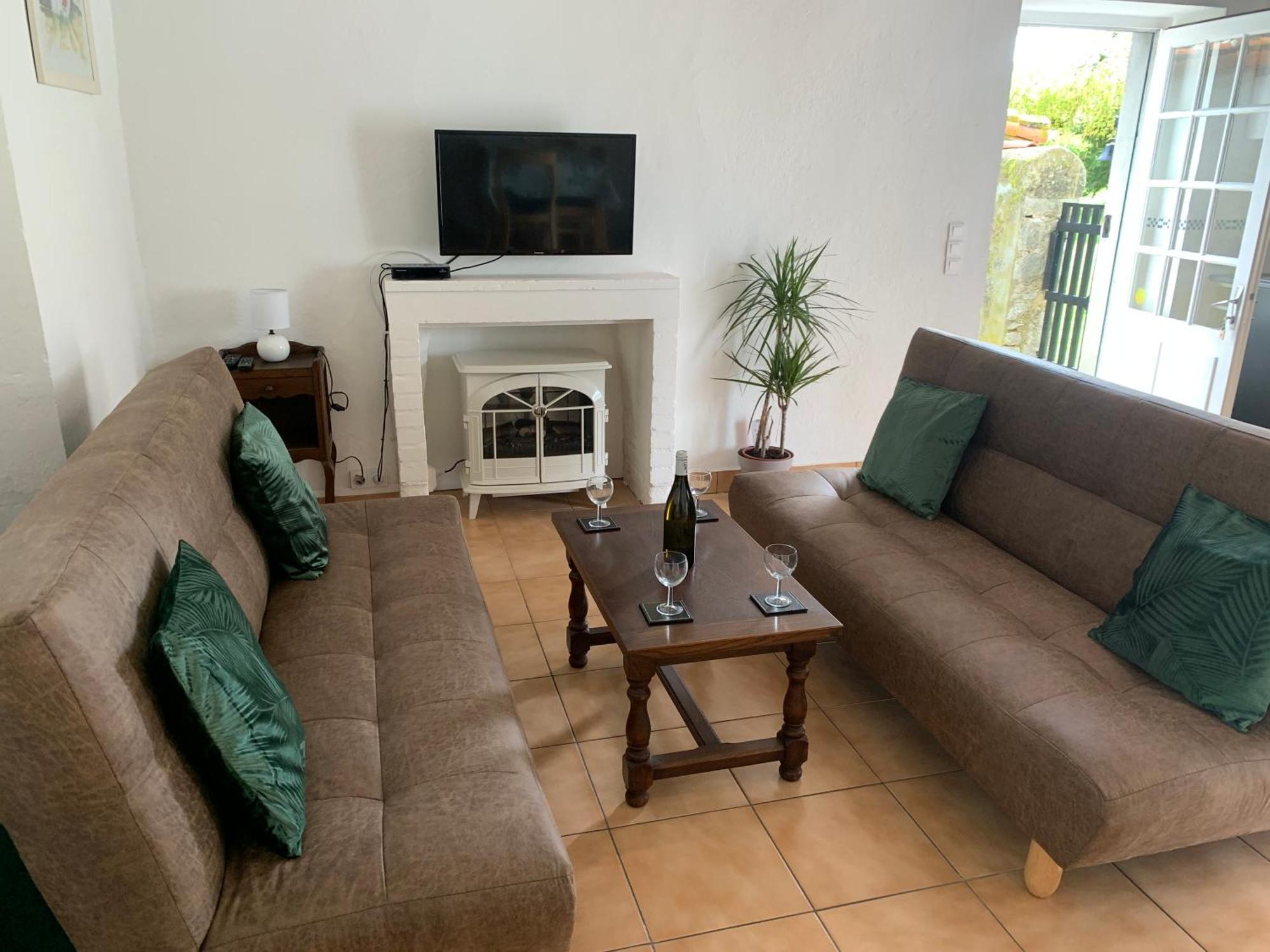 Le Bois D'Amour Gite Et Chambres Charroux  Exterior photo